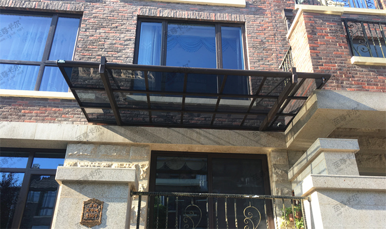 斜拉式雨棚.jpg 斜拉式雨棚.jpg