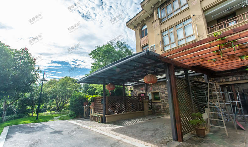 停車棚生產(chǎn)廠家的傾情分析 停車棚生產(chǎn)廠家的傾情分析