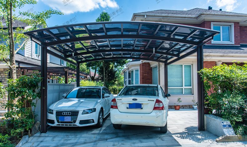 膜結(jié)構(gòu)車棚與耐力板車棚哪個好.jpg 膜結(jié)構(gòu)車棚與耐力板車棚哪個好.jpg