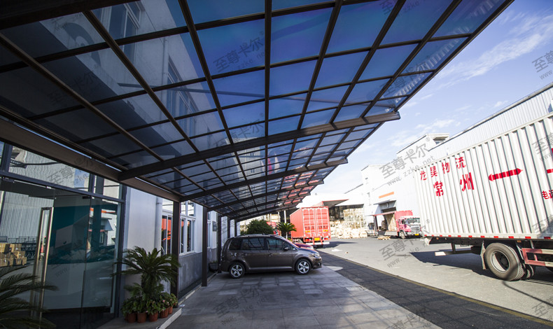 至尊卡爾耐力板鋁合金雨棚.jpg 至尊卡爾耐力板鋁合金雨棚.jpg