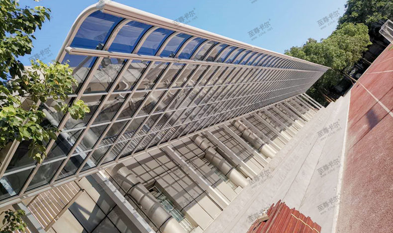 至尊卡爾鋁合金雨棚.jpg 至尊卡爾鋁合金雨棚.jpg