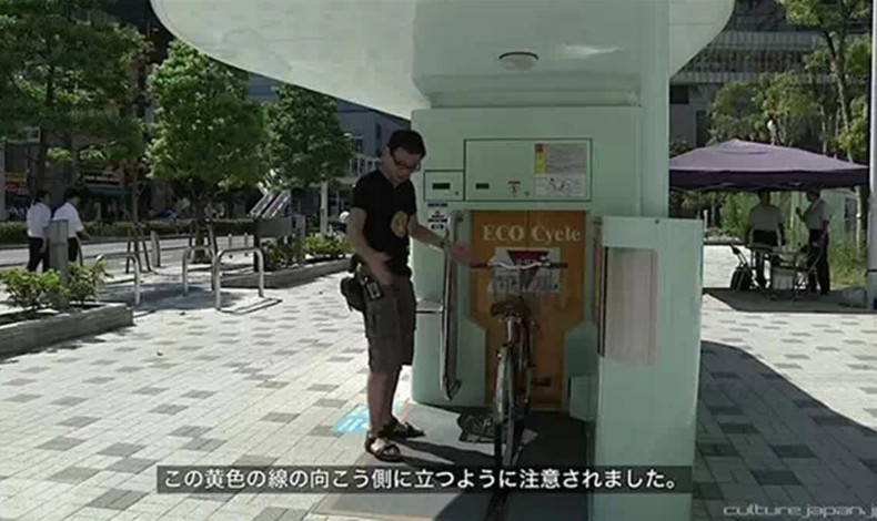 在日本馬路上，為什么看不到自行車棚？