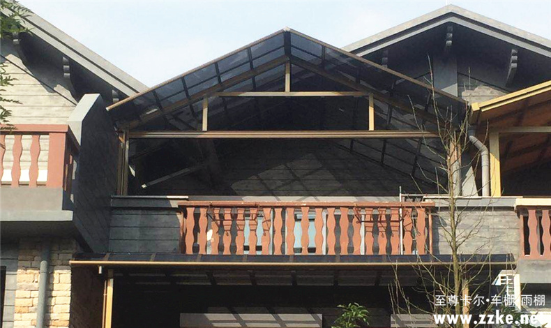 你們至尊卡爾雨棚的產品會不會被模仿，過時？