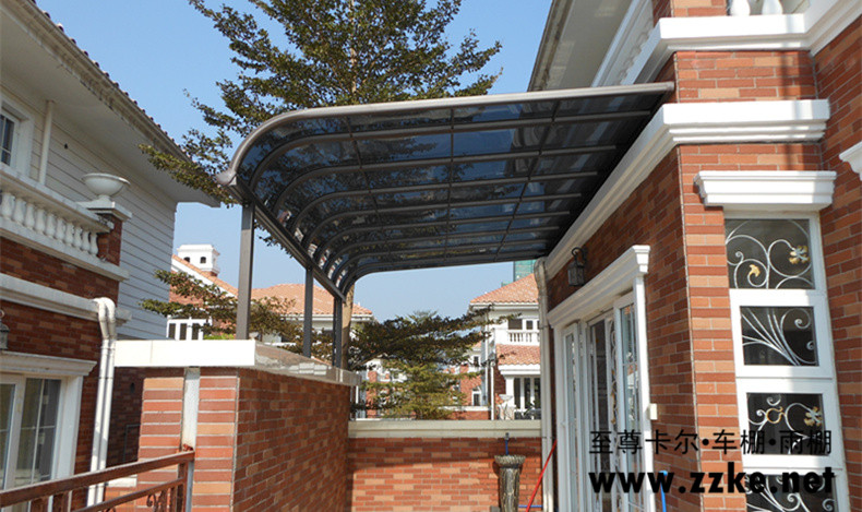 至尊卡爾的露臺(tái)棚有怎樣的優(yōu)點(diǎn)呢？