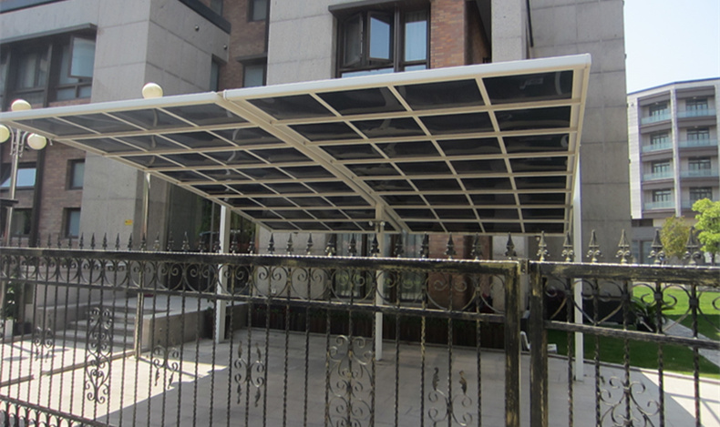 相比其它車(chē)棚、至尊卡爾鋁合金車(chē)棚的優(yōu)勢(shì)在哪里