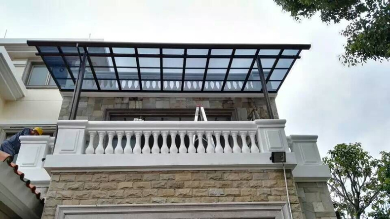 什么材質的雨棚才能讓客戶放心使用呢？