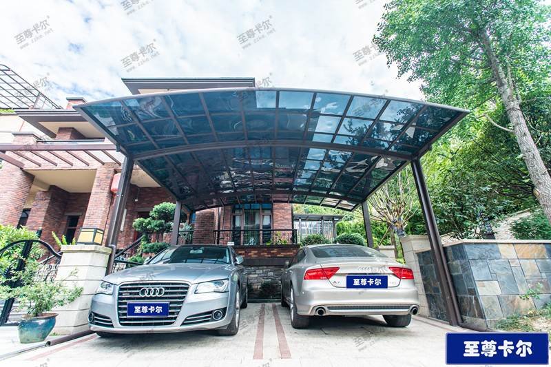 從需求的本質(zhì)出發(fā)，選擇出合適材質(zhì)的汽車(chē)棚_至尊卡爾