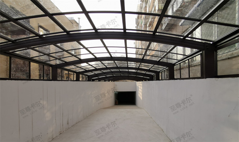 北京全季酒店地下車庫雨棚圖片案列——至尊卡爾