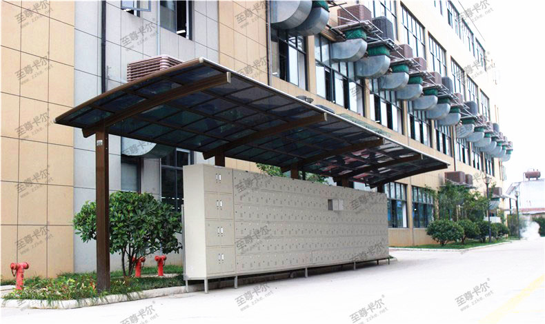 無人售貨機(jī)防雨棚用什么材料好，售貨機(jī)雨棚該如何定做？