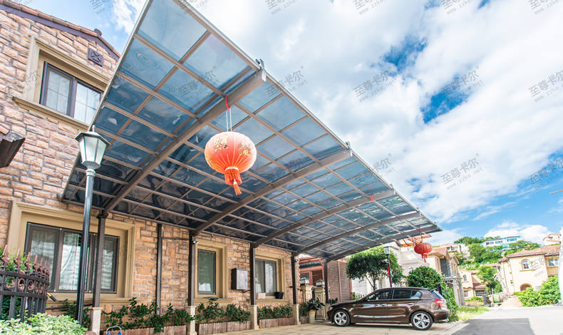 至尊卡爾車棚怎么樣？這篇文章詳細來介紹