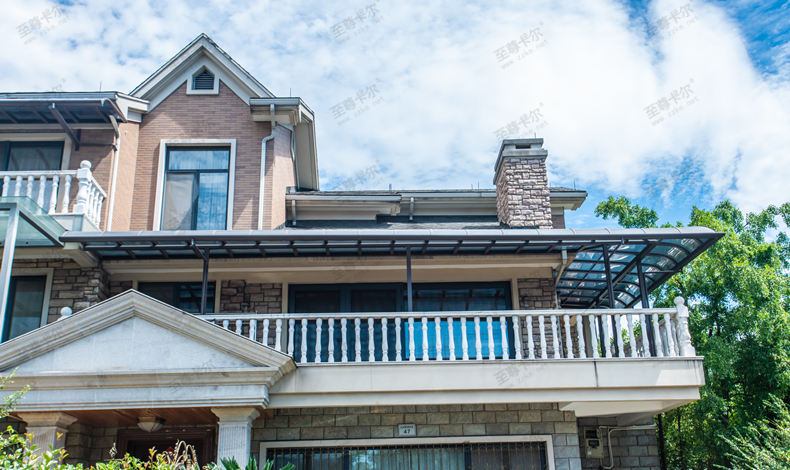 露臺雨棚用什么材料最好？這種材料最合適