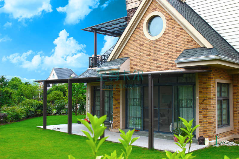 贈(zèng)送花園，允許搭建雨棚，這樣的架高一樓可以考慮下